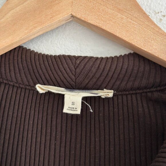 Madewell Snap Front Cardigan Top in Dark Carob, Size Small - Picture 4 of 11